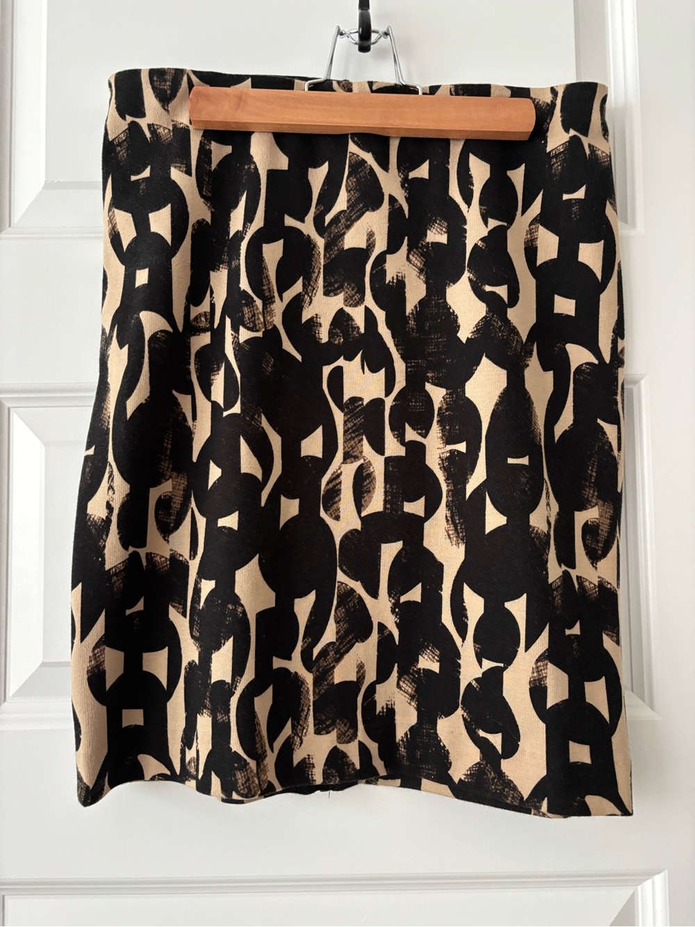 Ann Taylor Black and Beige Printed A-Line Women's Skirt 2